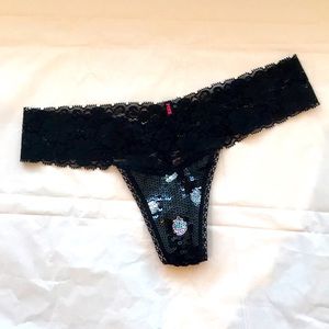 Victoria’s Secret Pink Sequin Thong panty black
